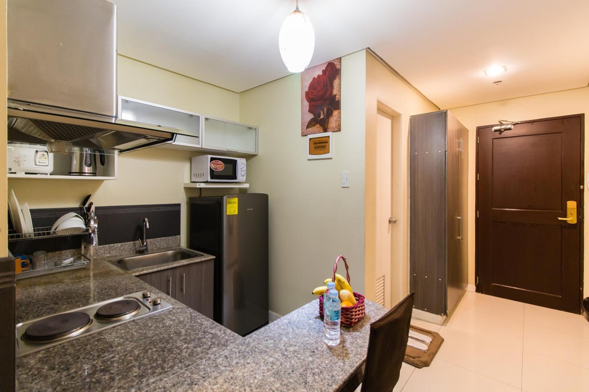 מנילה Jmm Apartment Suites מראה חיצוני תמונה