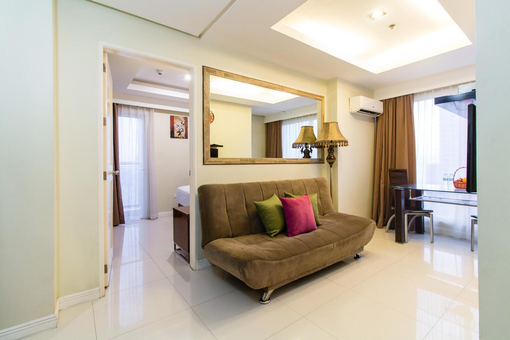 מנילה Jmm Apartment Suites מראה חיצוני תמונה