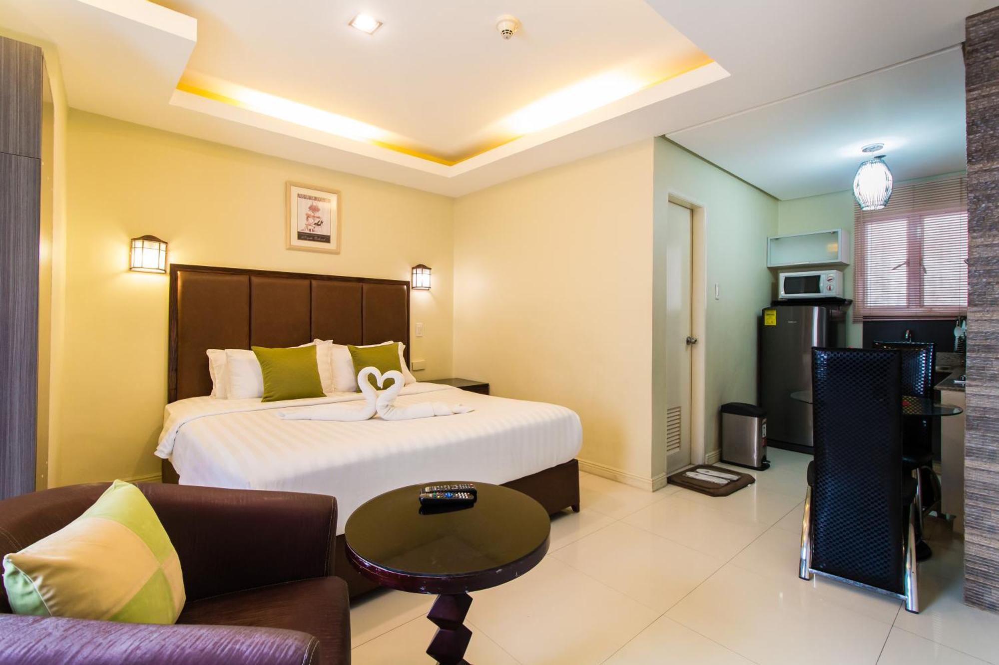 מנילה Jmm Apartment Suites מראה חיצוני תמונה