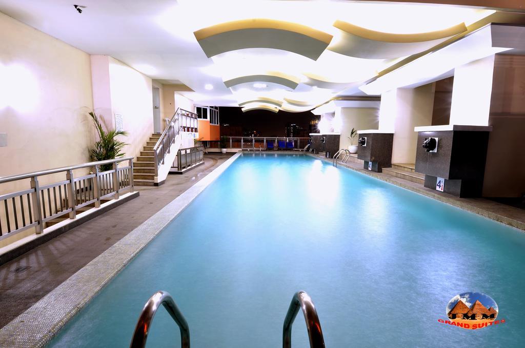 מנילה Jmm Apartment Suites מראה חיצוני תמונה