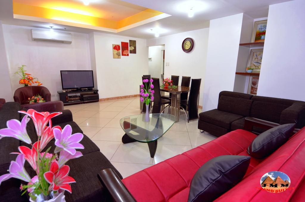 מנילה Jmm Apartment Suites מראה חיצוני תמונה