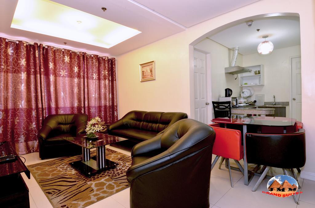 מנילה Jmm Apartment Suites מראה חיצוני תמונה