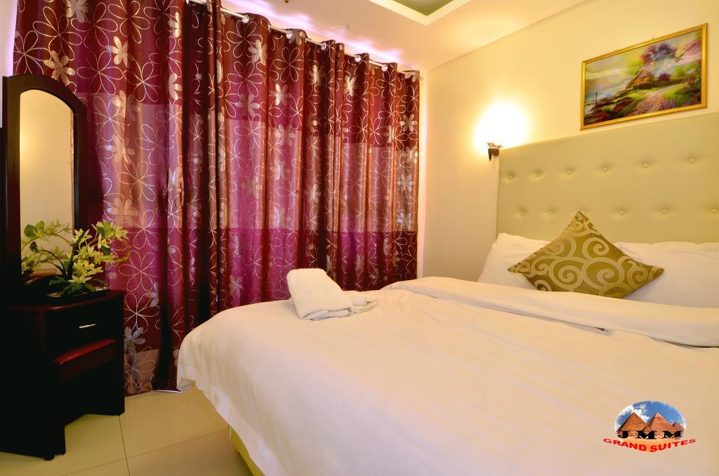 מנילה Jmm Apartment Suites מראה חיצוני תמונה