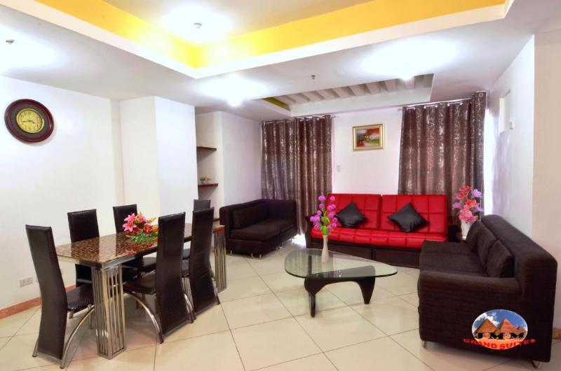 מנילה Jmm Apartment Suites מראה חיצוני תמונה